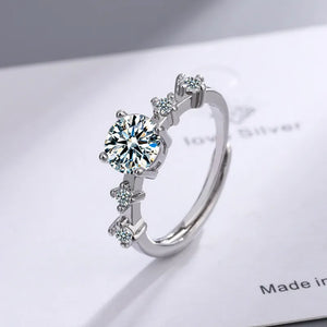 Zirconium Diamond Ring: Special-Interest Design Fashion